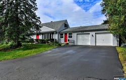 58 Pine, Midland Park, NJ 07432