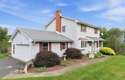 233 Treeline Drive, Pen Argyl, PA 18072