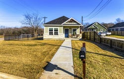 226 Spruce Ave, Luling, TX 78648