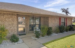 1601 Sunset Circle, Cameron, TX 76520