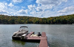 202 Lennon Road, Greentown, PA 18426