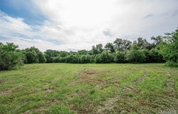 9 Halyon Estates, Perry, MO 63462