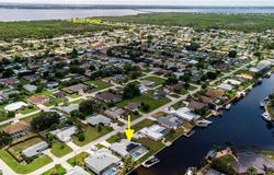 1210 SE 21st Avenue, Cape Coral, FL 33990