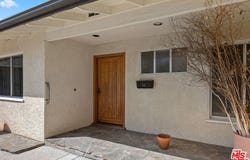 22521 Haynes St, West Hills, CA 91307