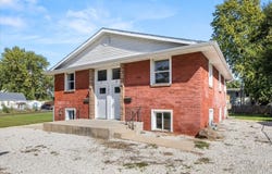 702 4th Avenue, Ottawa, IL 61350