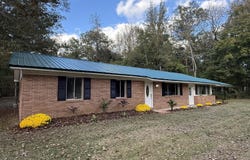 1372 Mike Parra Road, Columbus, MS 39705