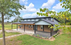 4120 Benjamin Drive, Caney City, TX 75148