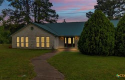 116 Shore Front Drive, Bastrop, TX 78602