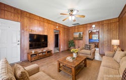 700 N 3rd Street, McGregor, TX 76657