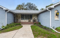 1930 Bittersweet Drive, St. Anne, IL 60964