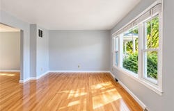 10 Bateman Avenue, Cranston, RI 02920