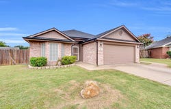 1006 Darren Drive, Burleson, TX 76028