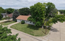 1022 W 5th St, Beloit, KS 67420