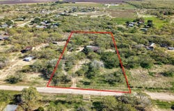 5730 Mockingbird, Mathis, TX 78368