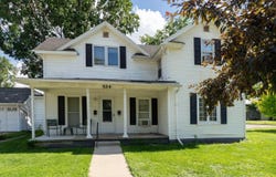 524 W 6th Street, Cedar Falls, IA 50613