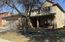 1627 Heron Drive, Aubrey, TX 76227