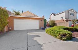 5015 Calle De Carino NE, Albuquerque, NM 87111