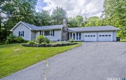 15 Greaves Road E, Stafford, CT 06076