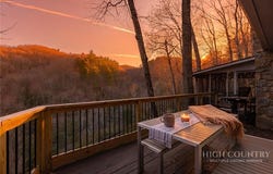 510 W Laurel Circle, Deep Gap, NC 28618