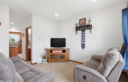 24120 M Avenue Unit 5, Grundy Center, IA 50638