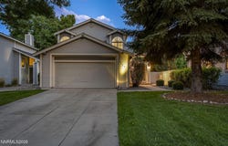 7585 Lighthouse Lane, Reno, NV 89511