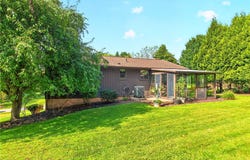 29 Lakeview Dr, Carroll Twp, PA 15063