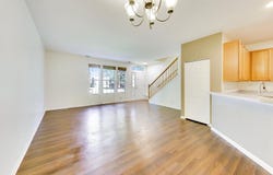 131 Springbrook Trail S, Oswego, IL 60543