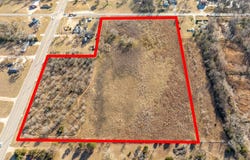 N Ridge Rd, Wichita, KS 67205