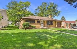 919 Woodland Drive, ROCKFORD, IL 61108