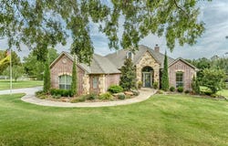 6814 Valley Ridge Drive, Edmond, OK 73034