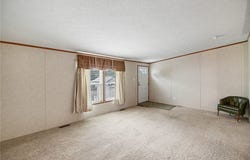 433 Hansen Ave, Franklin Twp, PA 16117