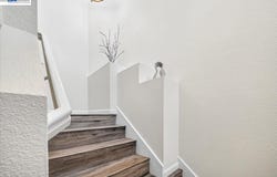 10837 Mcpeak Ln, Dublin, CA 94568
