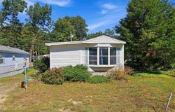 14 Averill Circle, Danville, NH 03819
