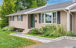 6 Pine Street, Naugatuck, CT 06770