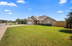 48 Lakeland Drive, Cabot, AR 72023