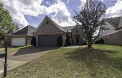 9761 MISTY BAY Cv, Memphis, TN 38002