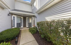 1165 E Cambria Lane S, Lombard, IL 60148
