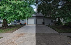 3560 SW Kiowa ST, Topeka, KS 66614