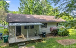 375 Bee Tree Road, Swannanoa, NC 28778