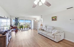 4835 INDEPENDENCE Drive, BRADENTON, FL 34210