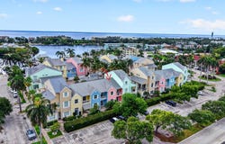 2860 Marina Circle, Lighthouse Point, FL 33064