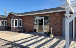 140 E 12th St, Imperial, NE 69033