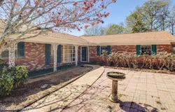 416 Howard Street, Wiggins, MS 39577