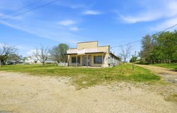 110 County Road 421, Thorndale, TX 76577