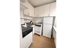 201 W 21st Street, New York, NY 10011