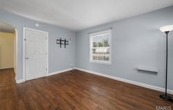 613 Schaefer Place, St Charles, MO 63301