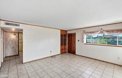 232 MANGO Road, El Paso, TX 79915