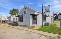 102 Park, Pocahontas, IL 62275