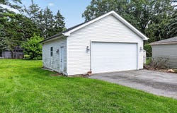 123 S Ellyn Avenue, Glen Ellyn, IL 60137