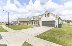 305 Foxberry Nook, Kathleen, GA 31047